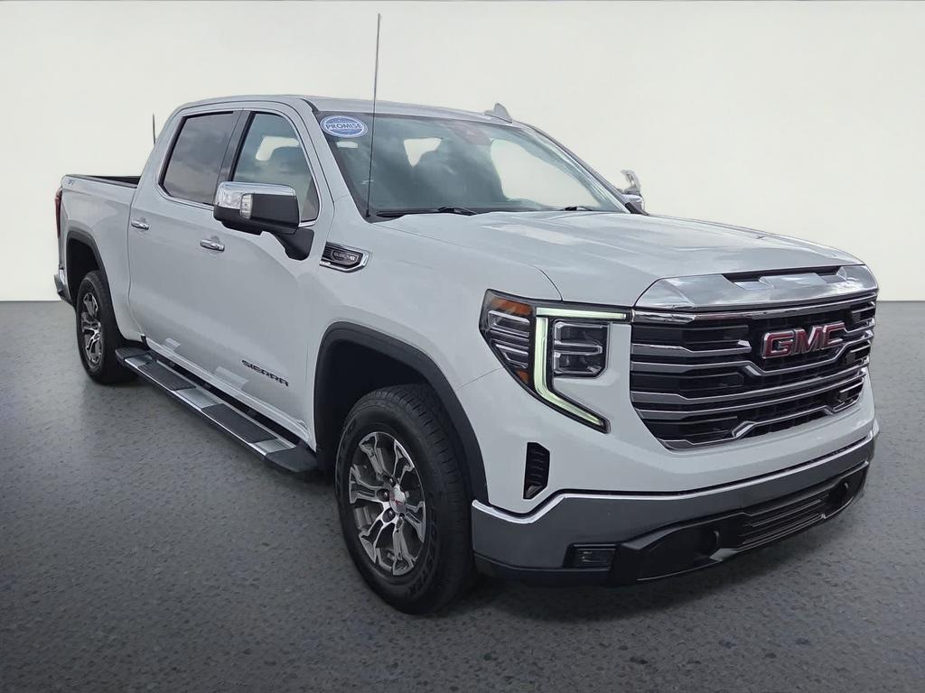 2024 GMC Sierra 1500 SLT - Photo 15