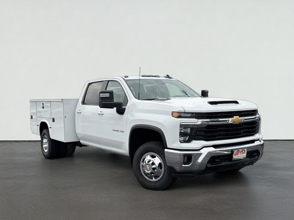 2025 Chevrolet Silverado 3500 HD Chassis Cab LT