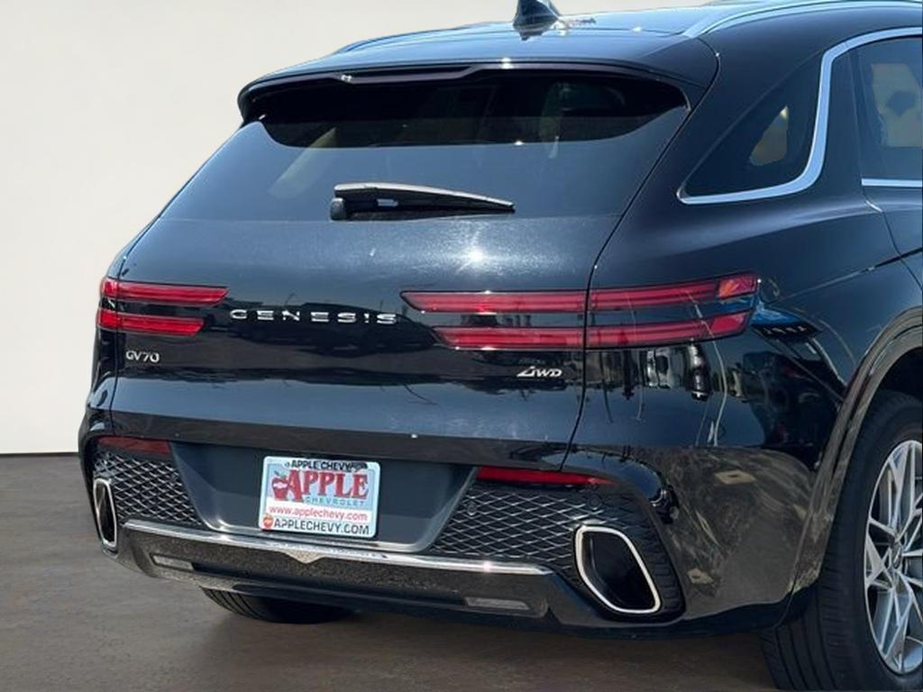 2025 Genesis GV70 2.5T