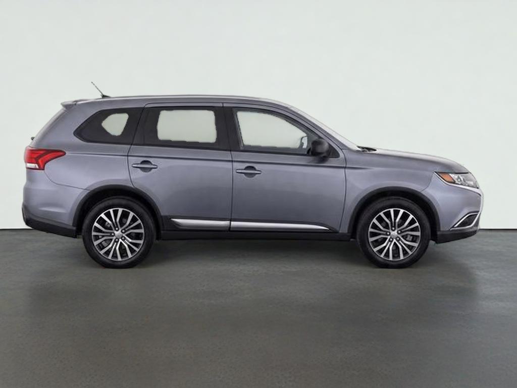 2016 Mitsubishi Outlander SE