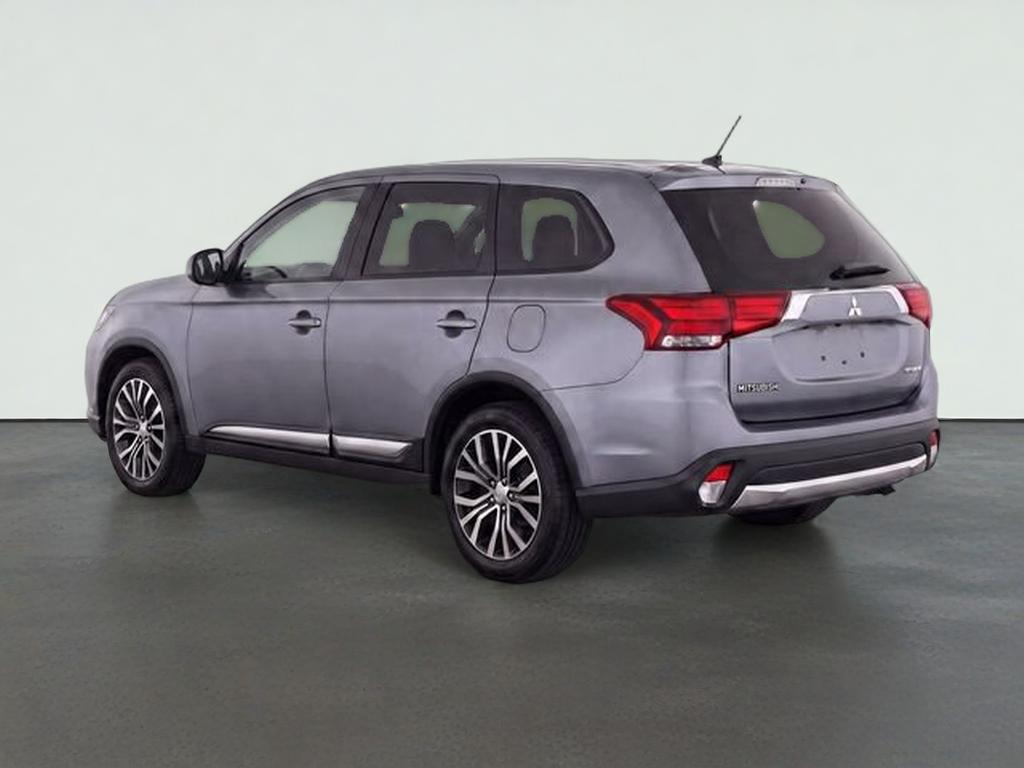 2016 Mitsubishi Outlander SE