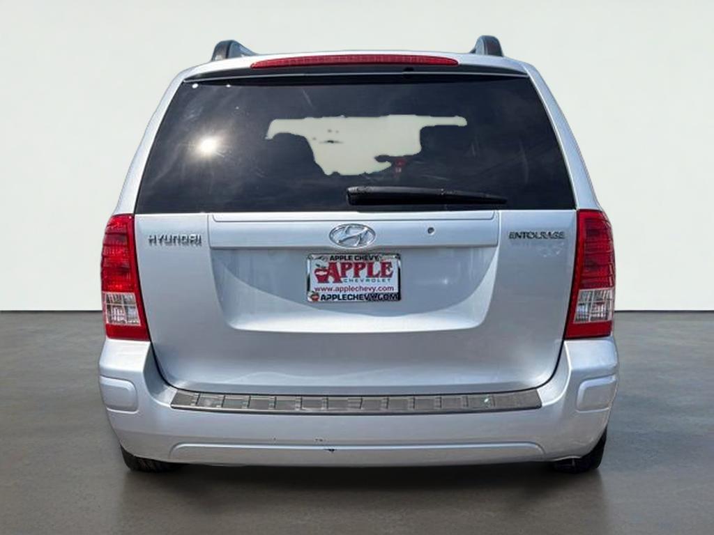 2008 Hyundai Entourage GLS