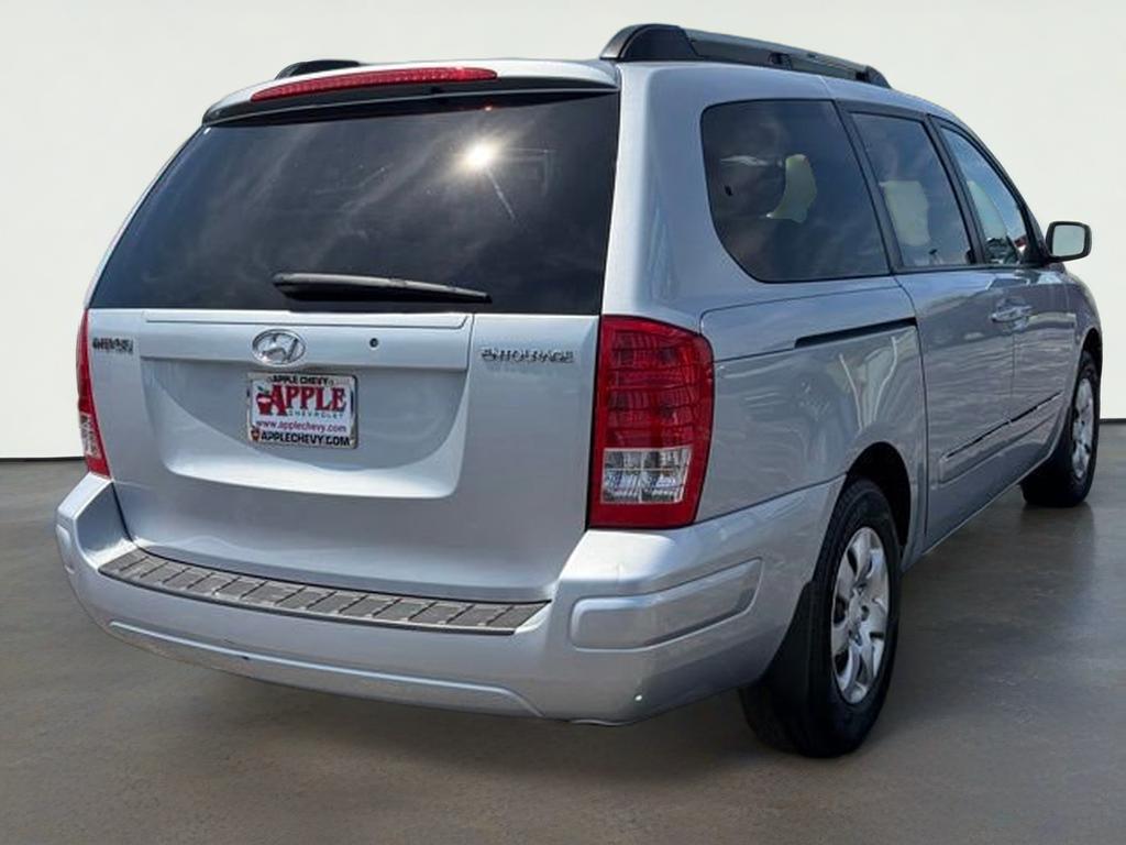 2008 Hyundai Entourage GLS