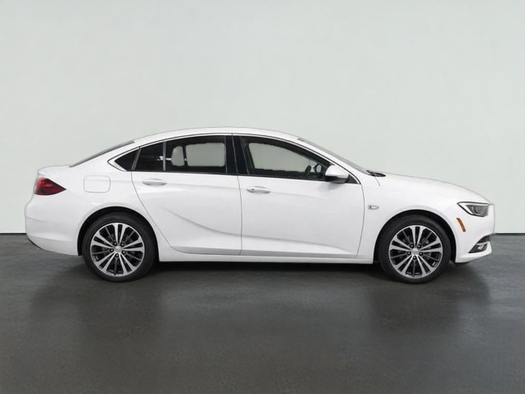 2018 Buick Regal Sportback Preferred II