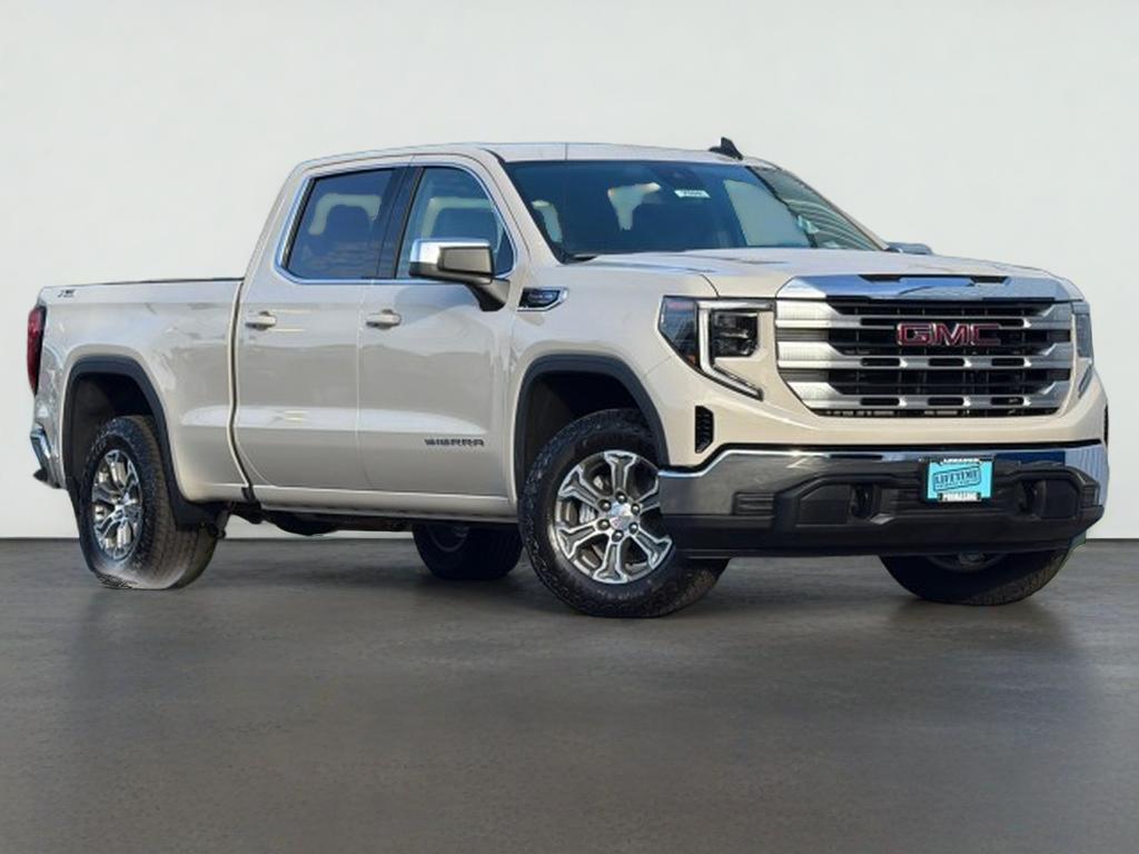 2026 GMC Sierra 4WD Crew Cab Short Box SLE's photo