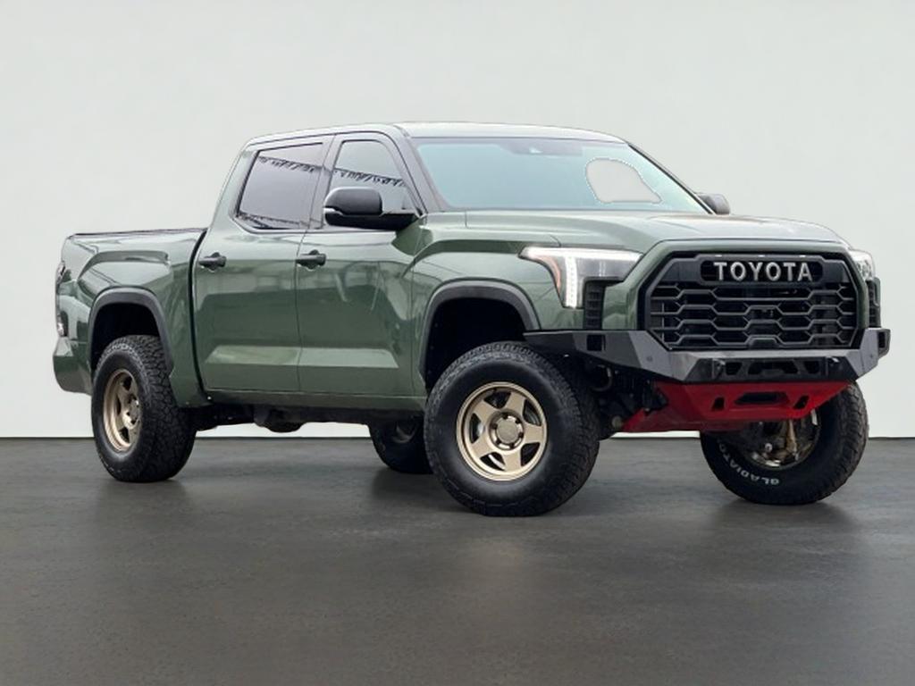 2022 Toyota Tundra 4WD SR5