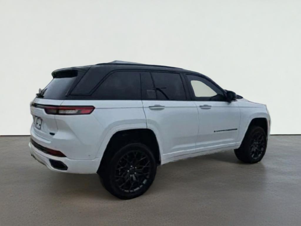 2025 Jeep Grand Cherokee Summit 4x4
