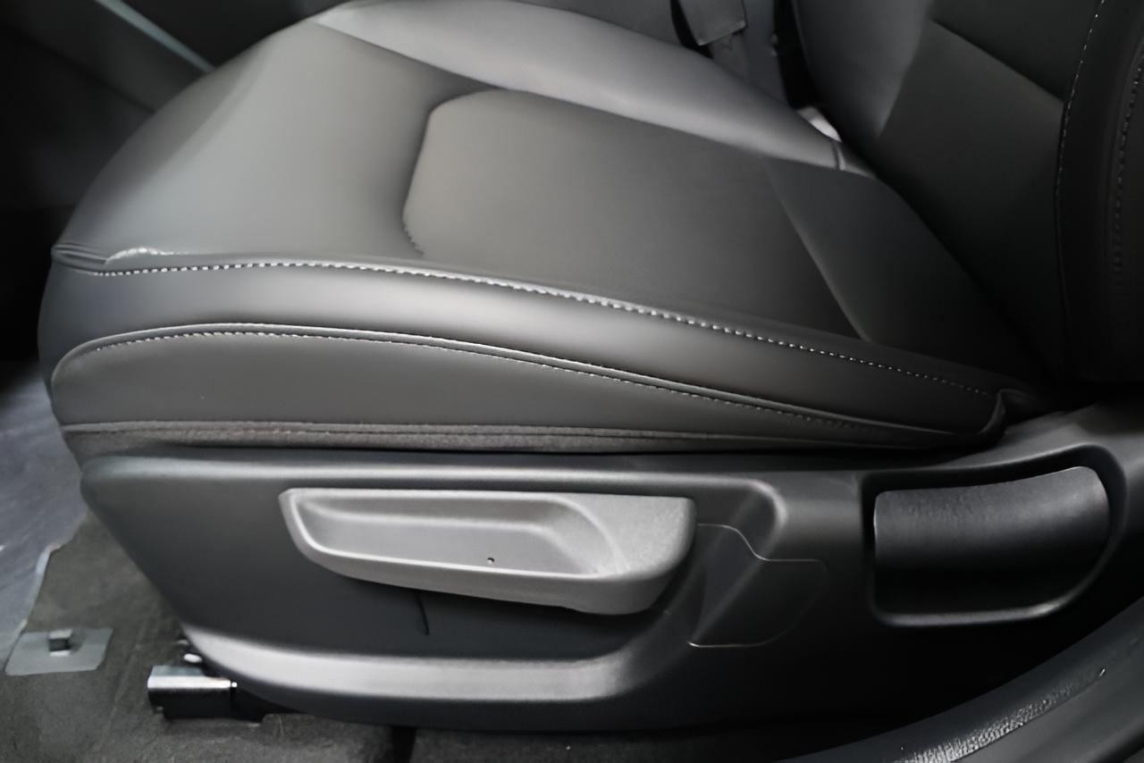 2027 Kia K4 EX