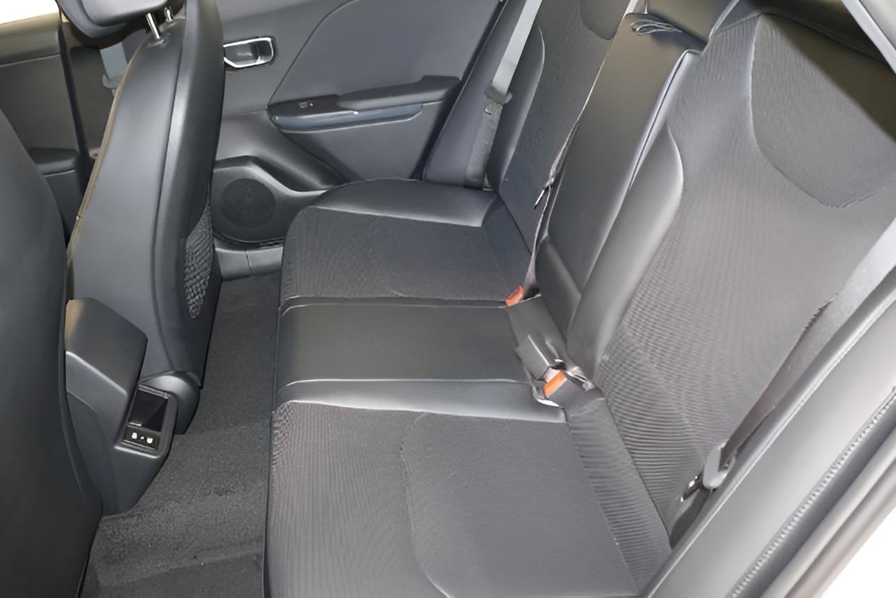 2027 Kia K4 EX