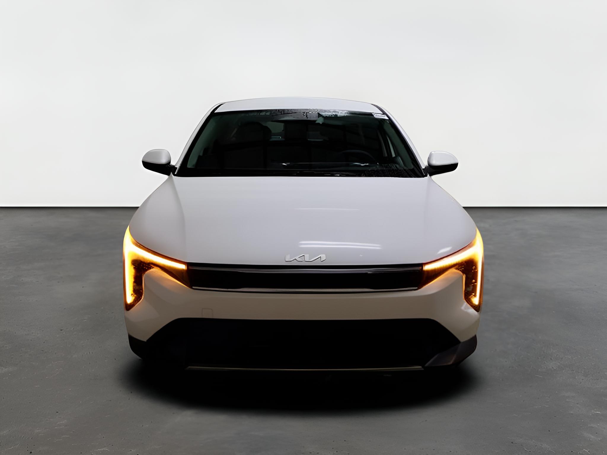 2027 Kia K4 EX