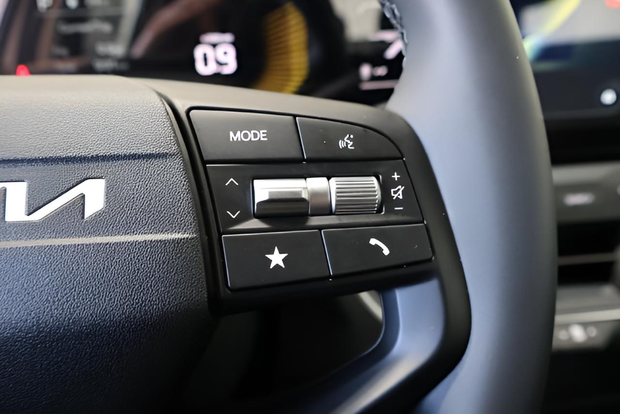 2027 Kia K4 EX