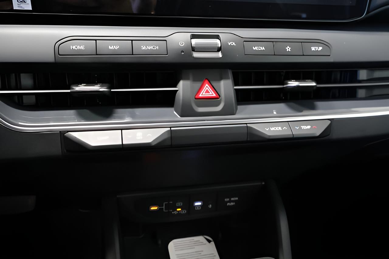 2027 Kia K4 EX