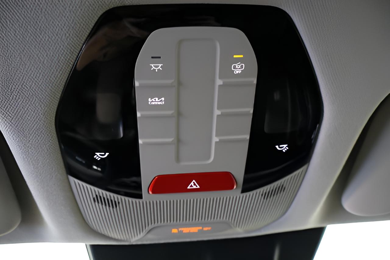 2027 Kia K4 EX