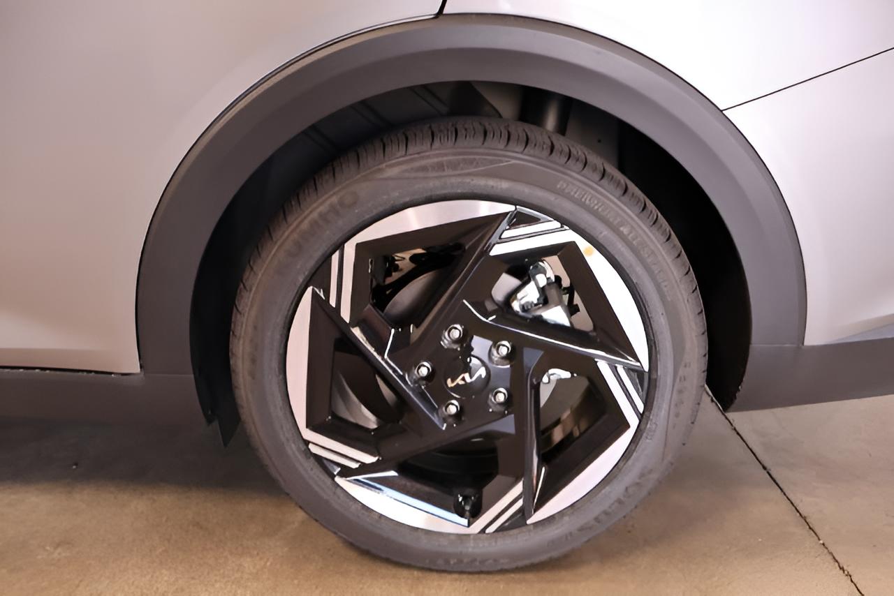 2027 Kia K4 EX