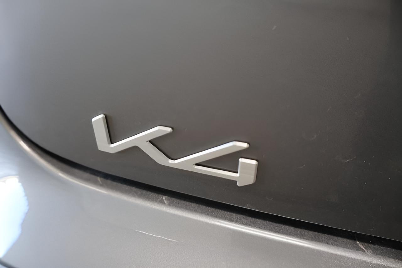 2027 Kia K4 EX