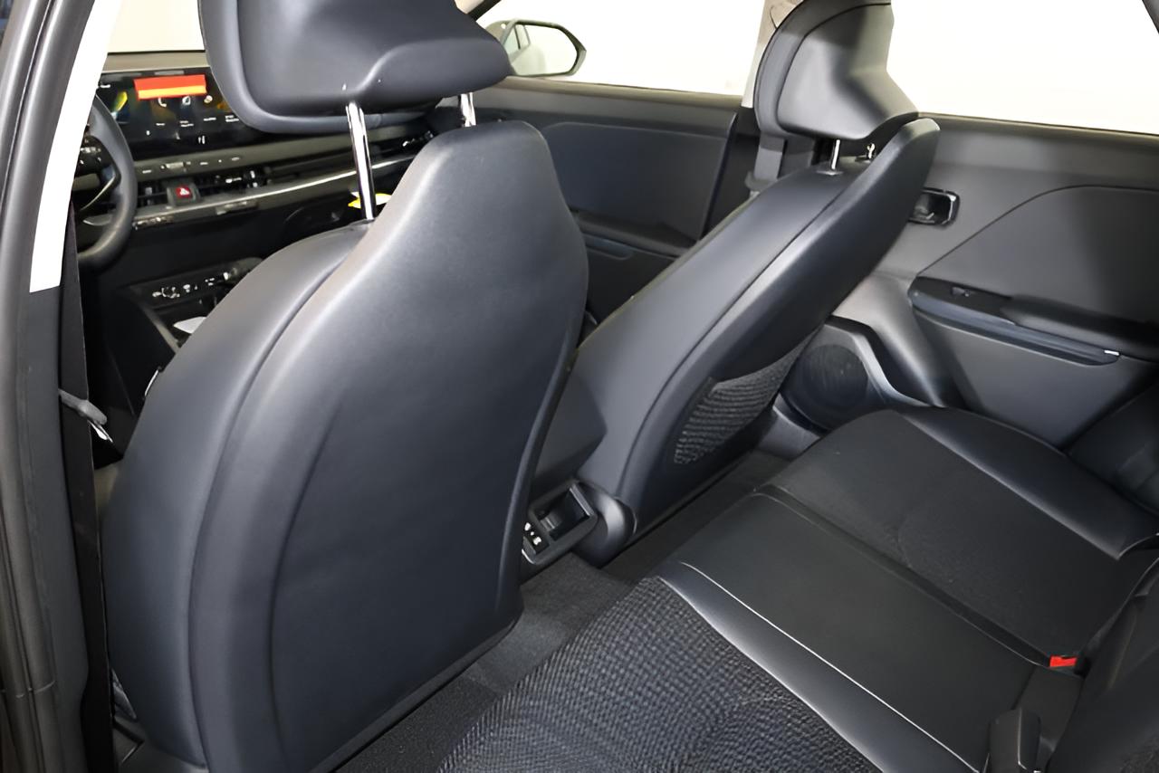 2027 Kia K4 EX