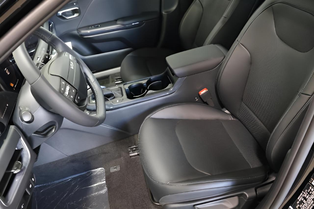 2027 Kia K4 EX