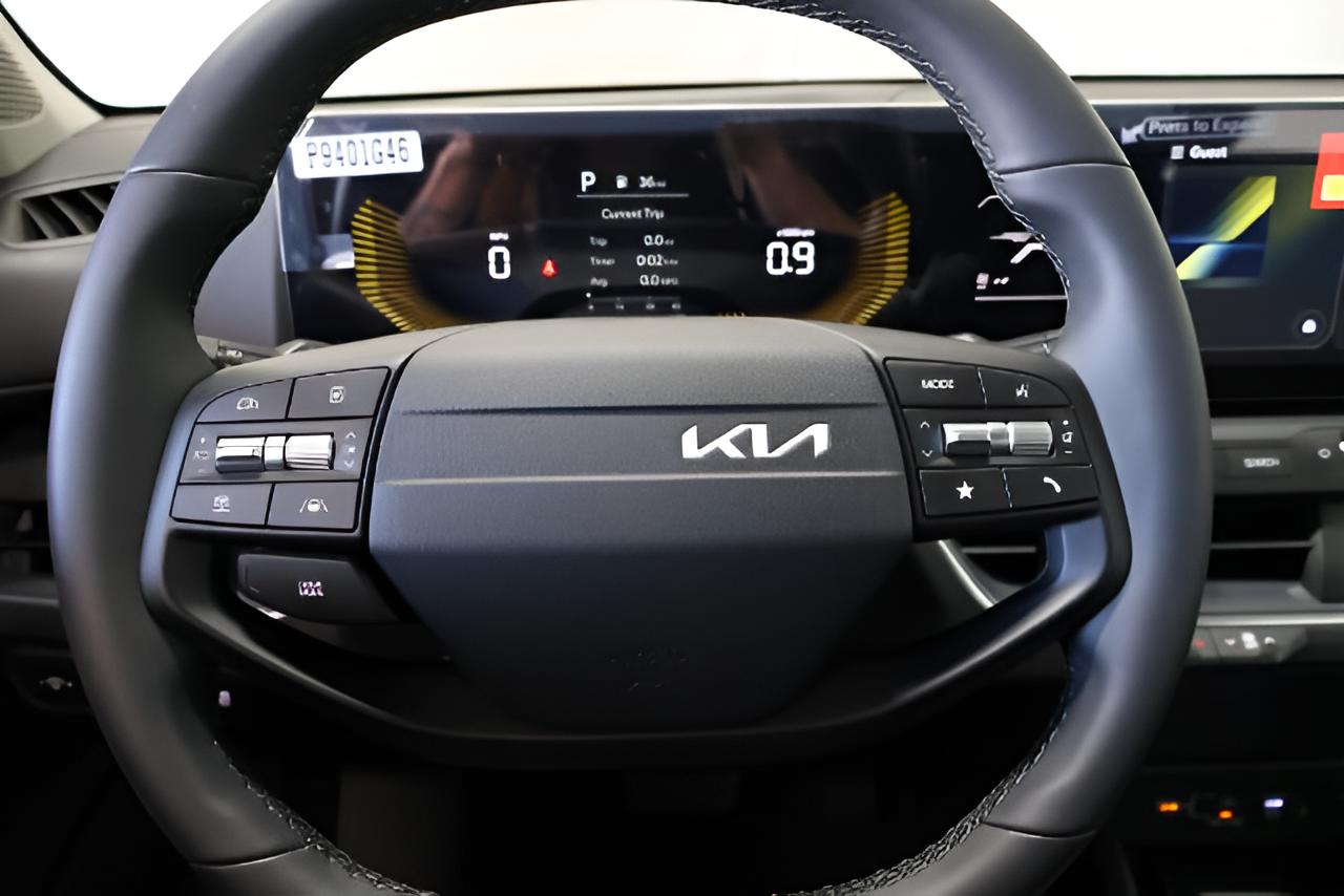 2027 Kia K4 EX