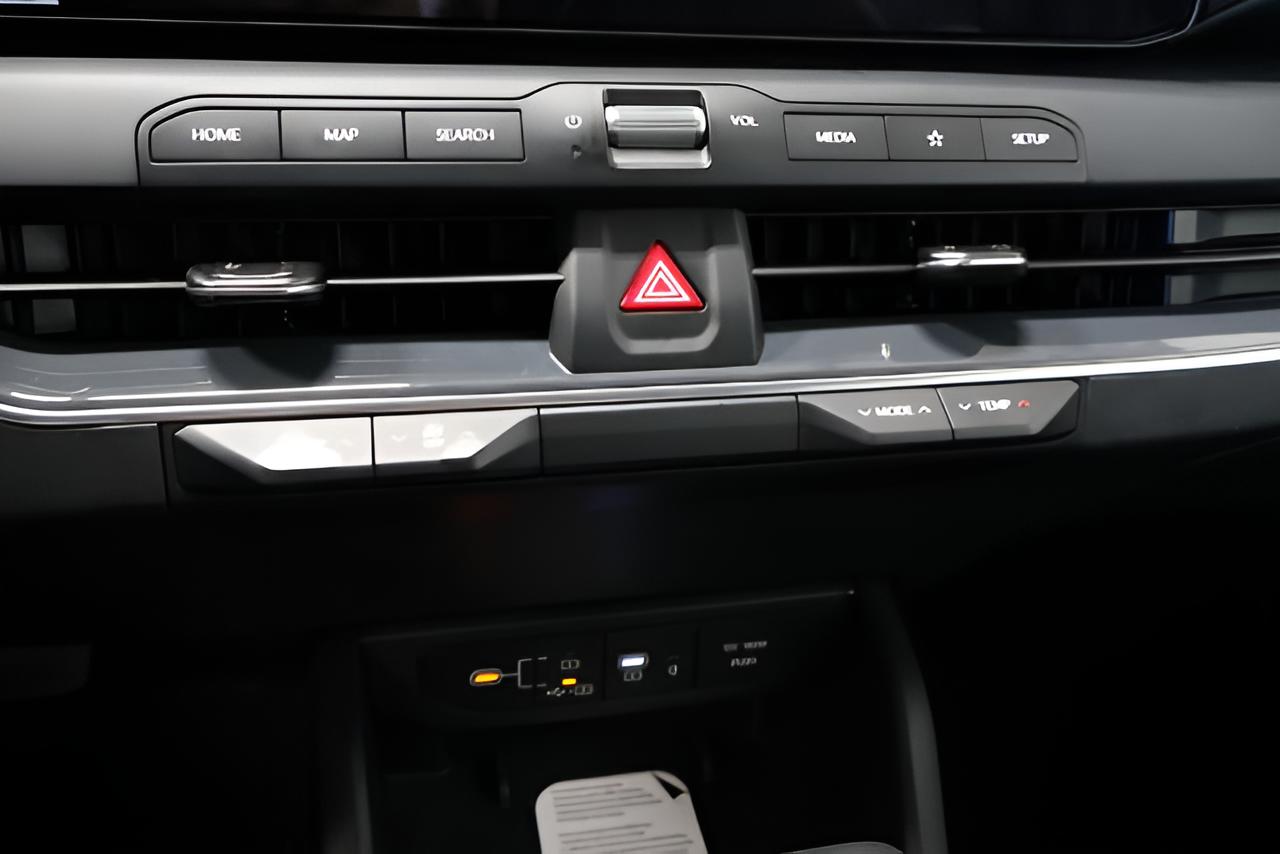 2027 Kia K4 EX