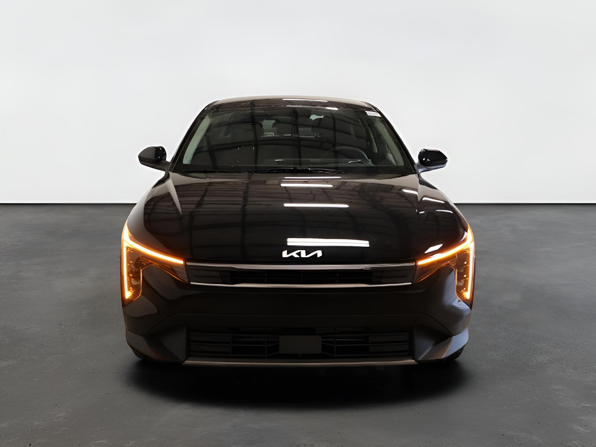 2027 Kia K4 EX