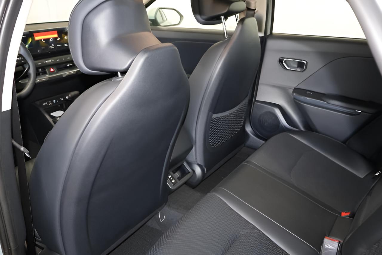 2027 Kia K4 EX