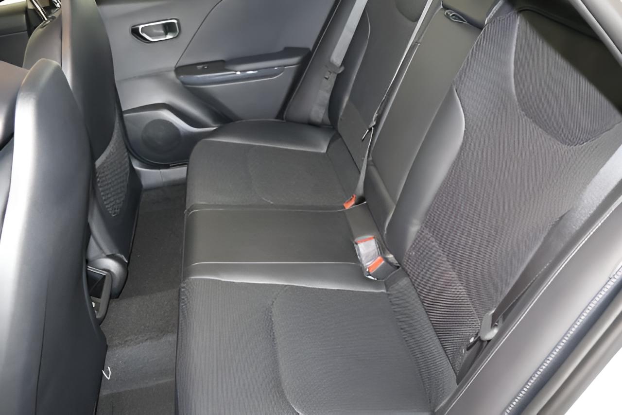 2027 Kia K4 EX