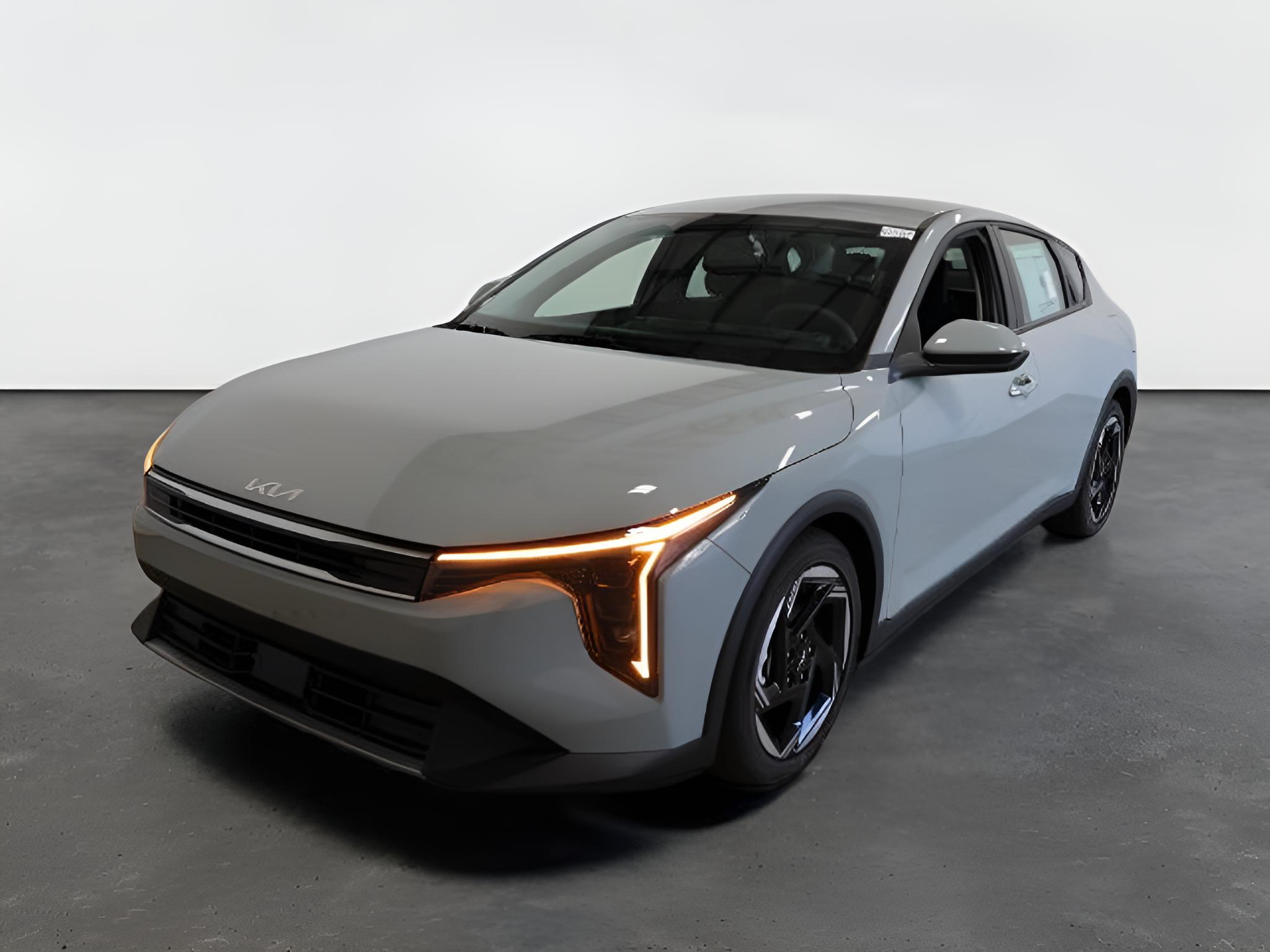 2027 Kia K4 EX