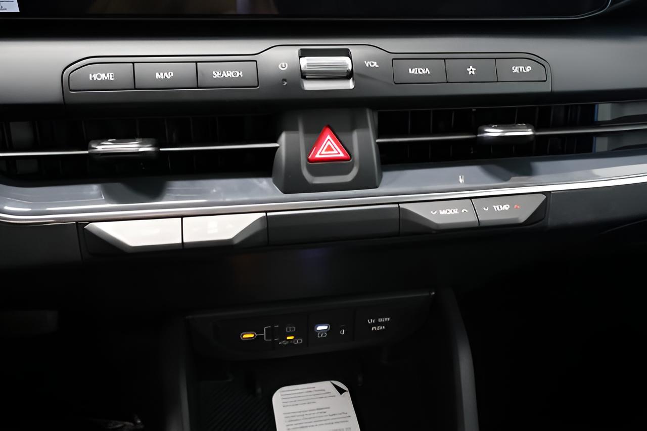 2027 Kia K4 EX