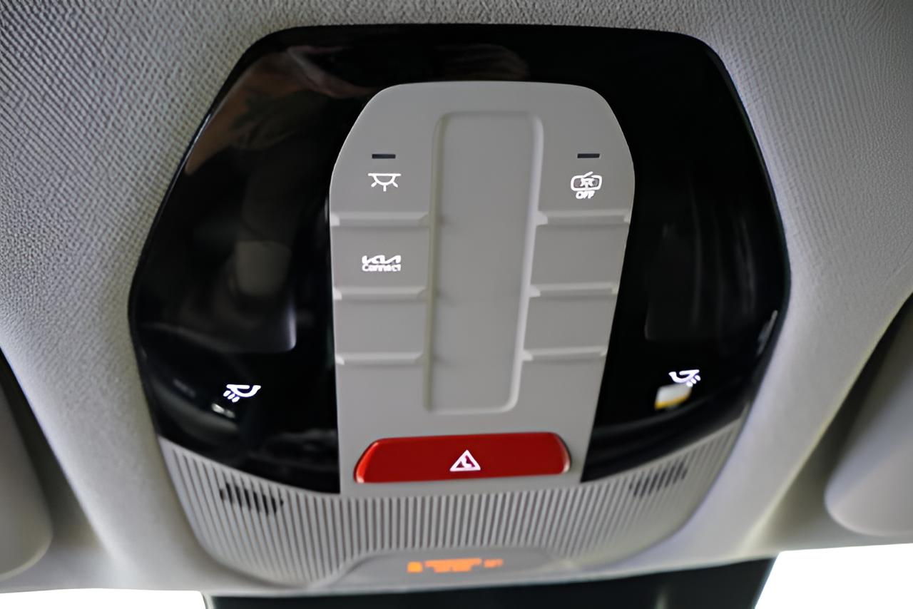 2027 Kia K4 EX