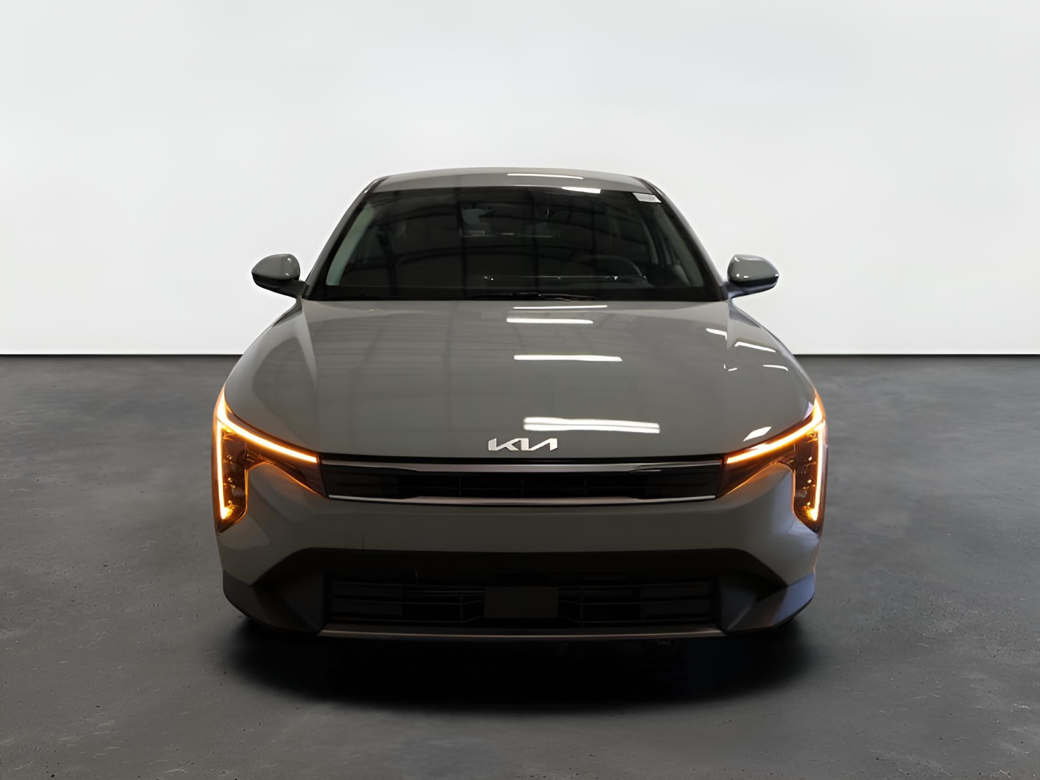 2027 Kia K4 EX