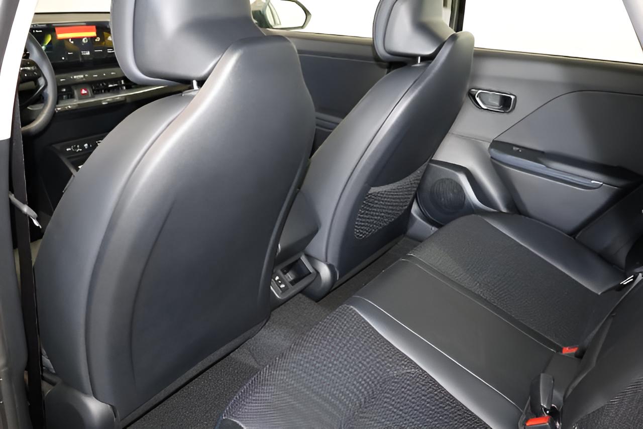 2027 Kia K4 EX