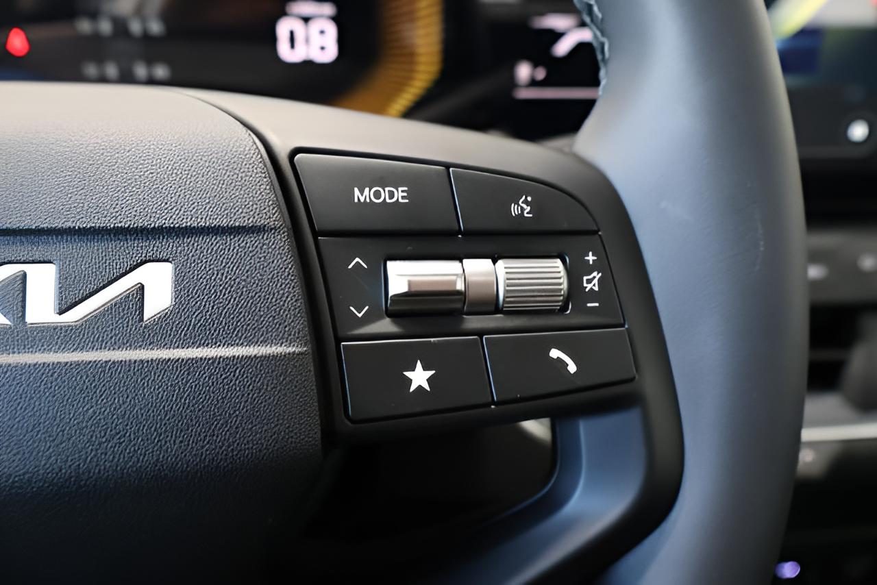 2027 Kia K4 EX