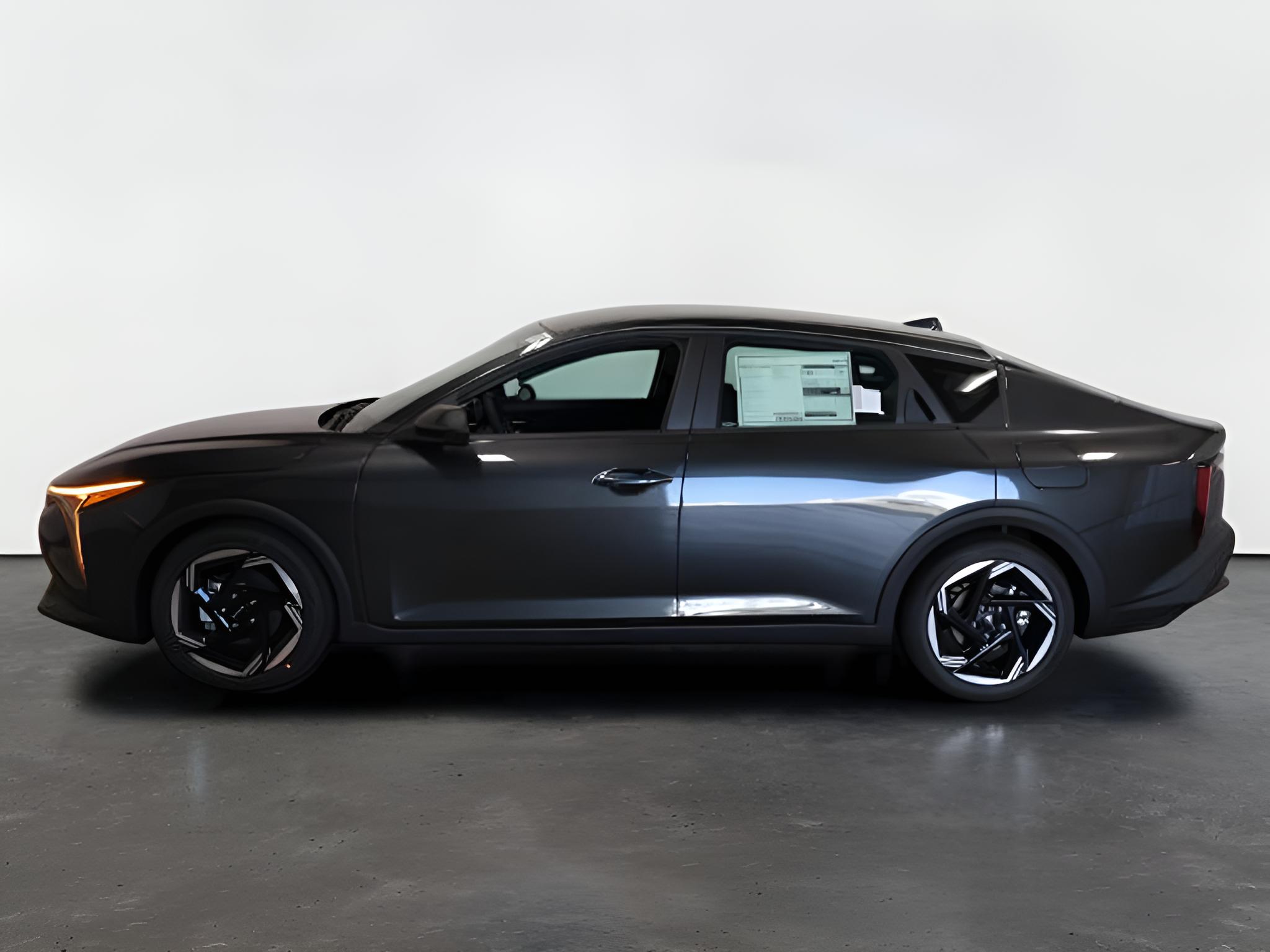 2027 Kia K4 EX