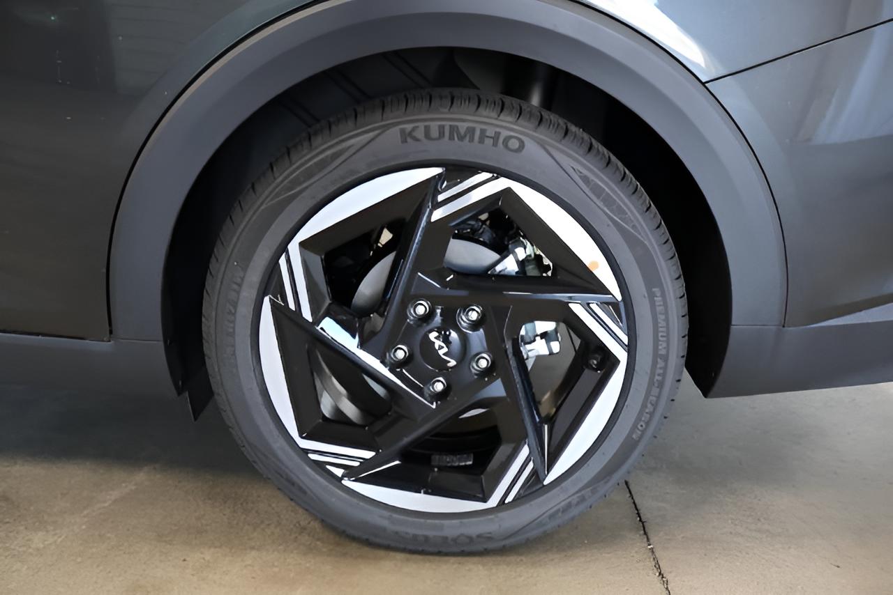 2027 Kia K4 EX