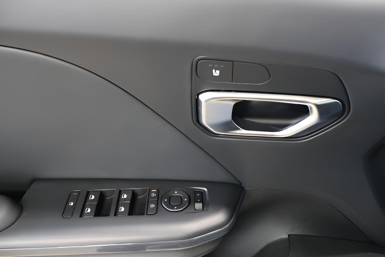 2027 Kia K4 EX