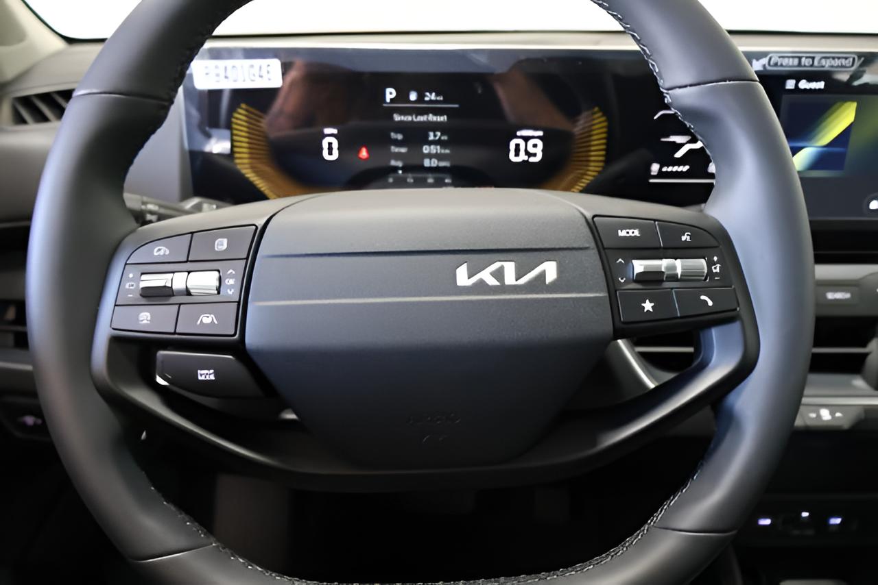 2027 Kia K4 EX