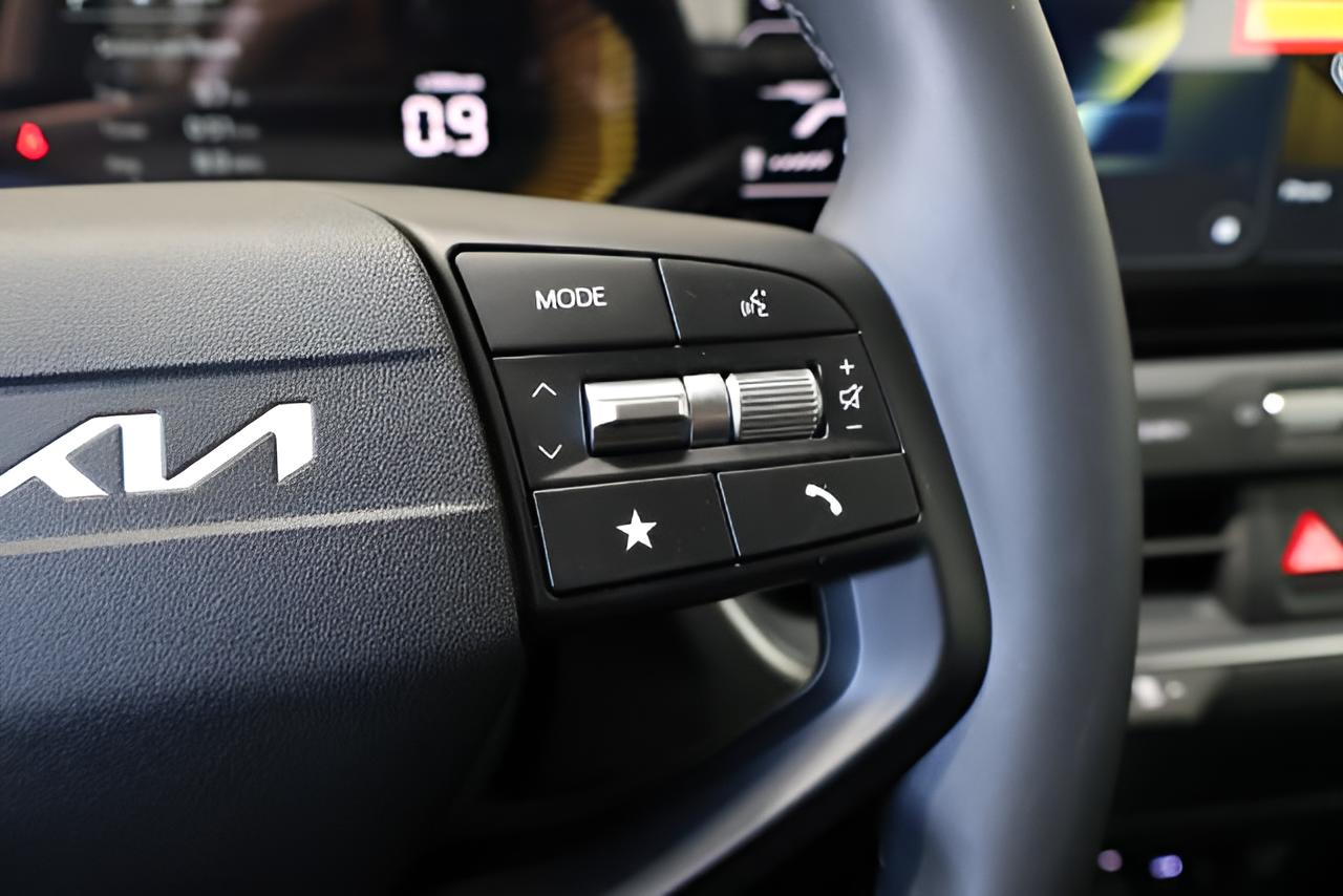 2027 Kia K4 EX