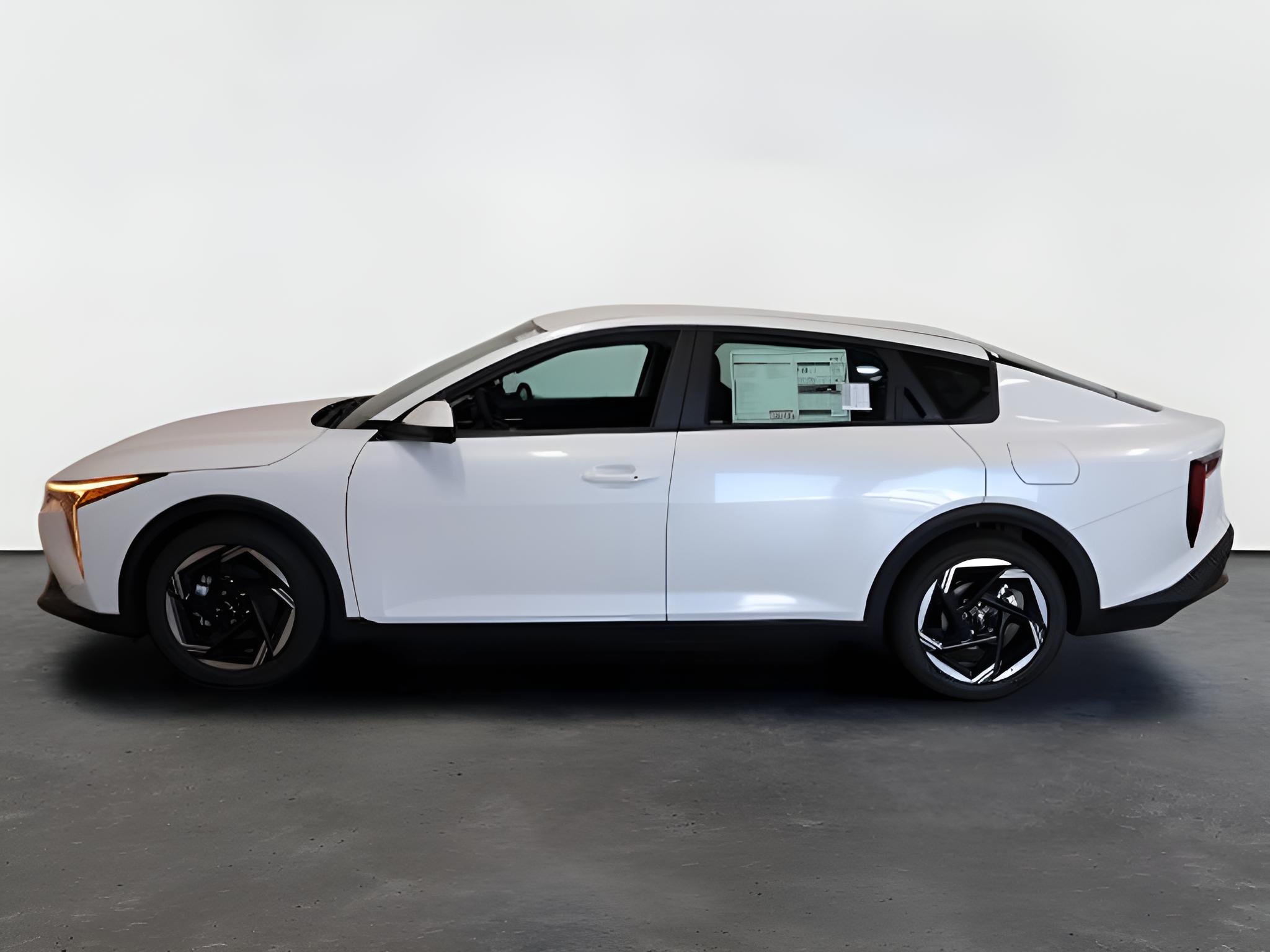 2027 Kia K4 EX