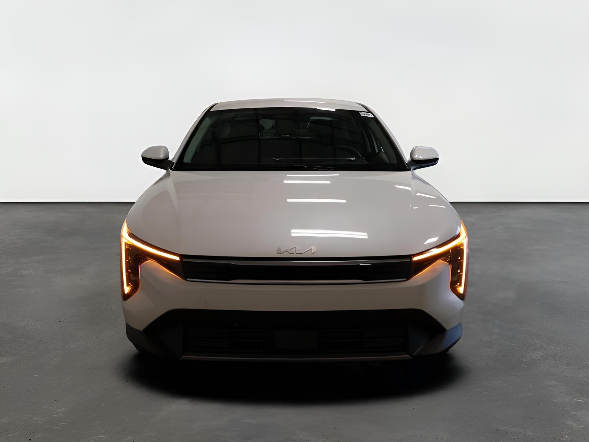 2027 Kia K4 EX