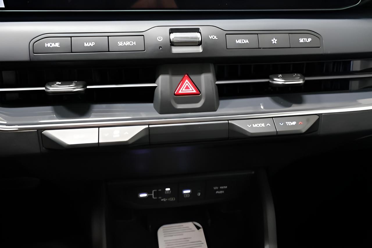 2026 Kia K4 Hatchback EX