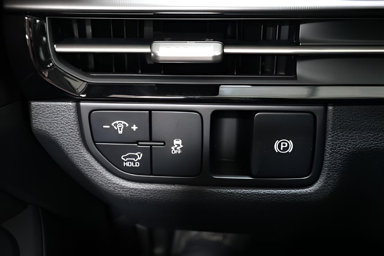 2027 Kia Sportage EX