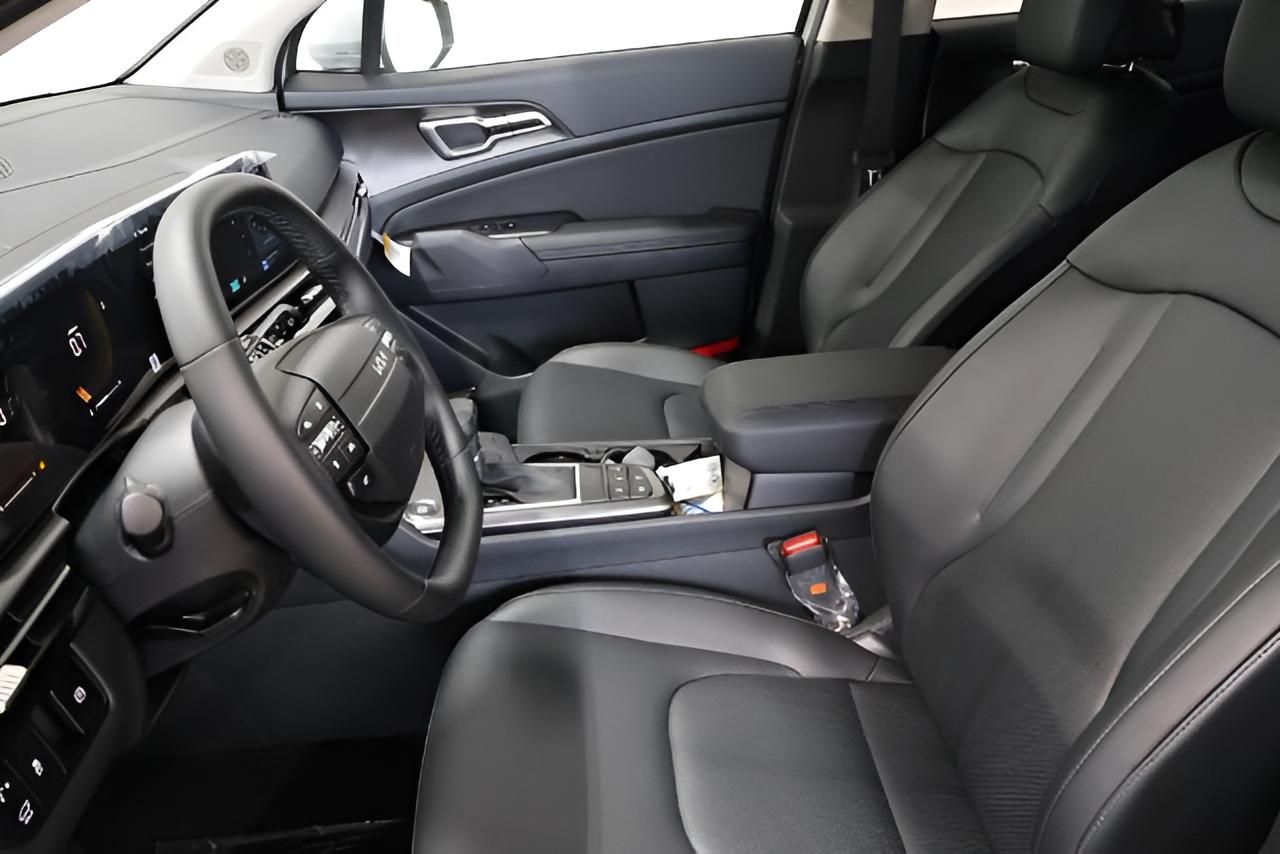 2027 Kia Sportage EX
