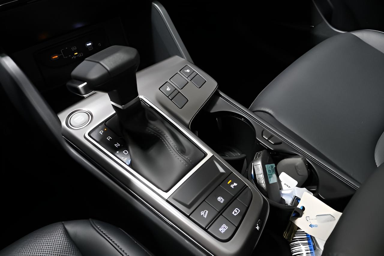 2027 Kia Sportage EX