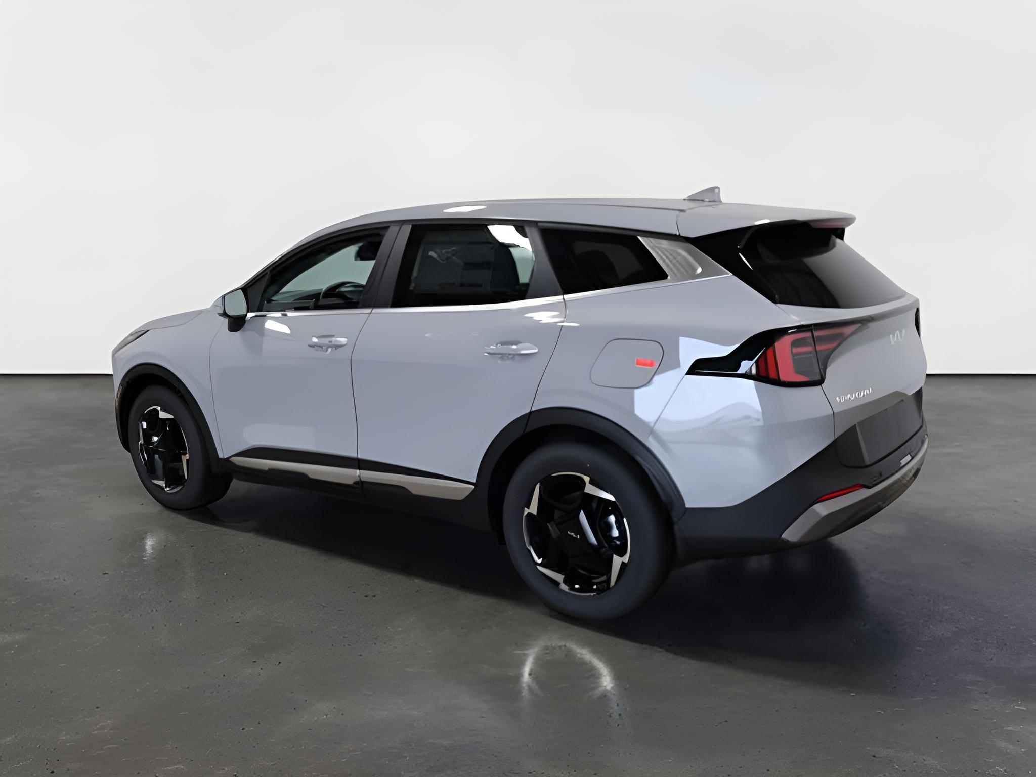 2027 Kia Sportage EX