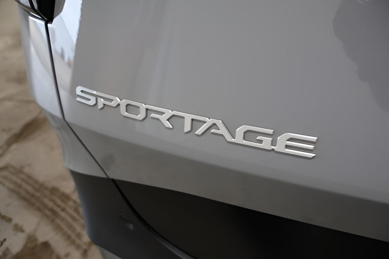 2027 Kia Sportage EX