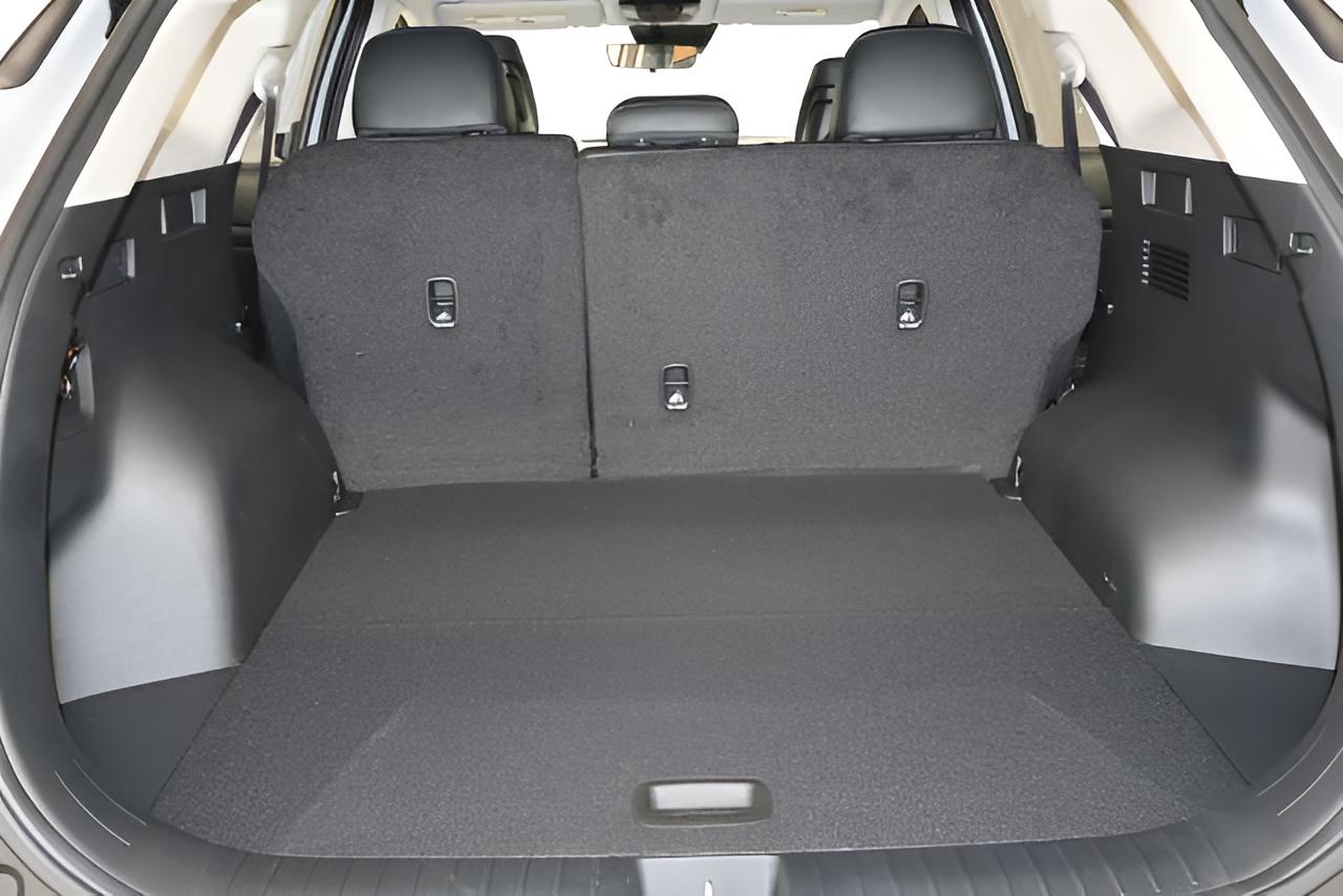 2027 Kia Sportage EX