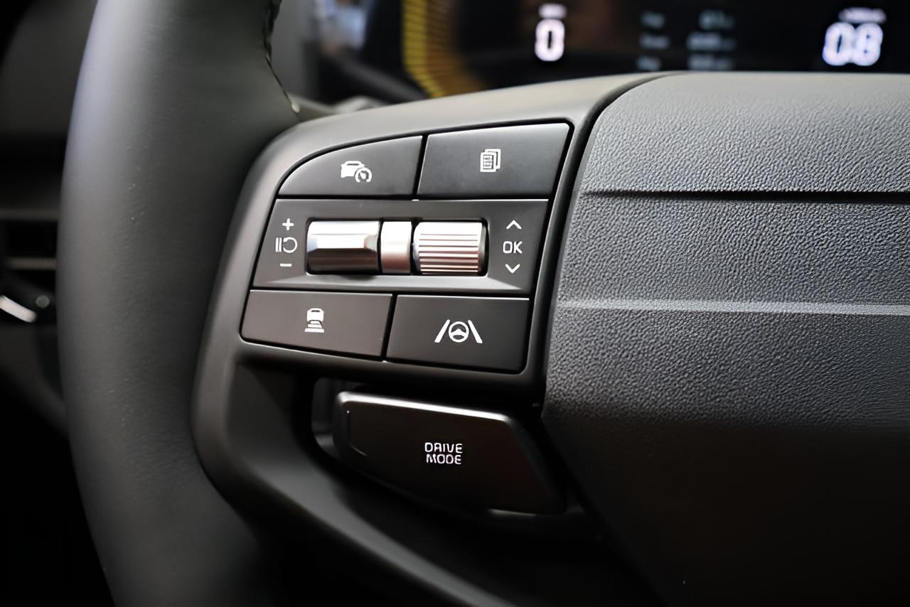 2027 Kia Sportage EX