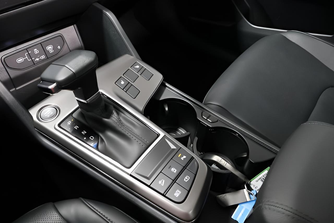2027 Kia Sportage EX