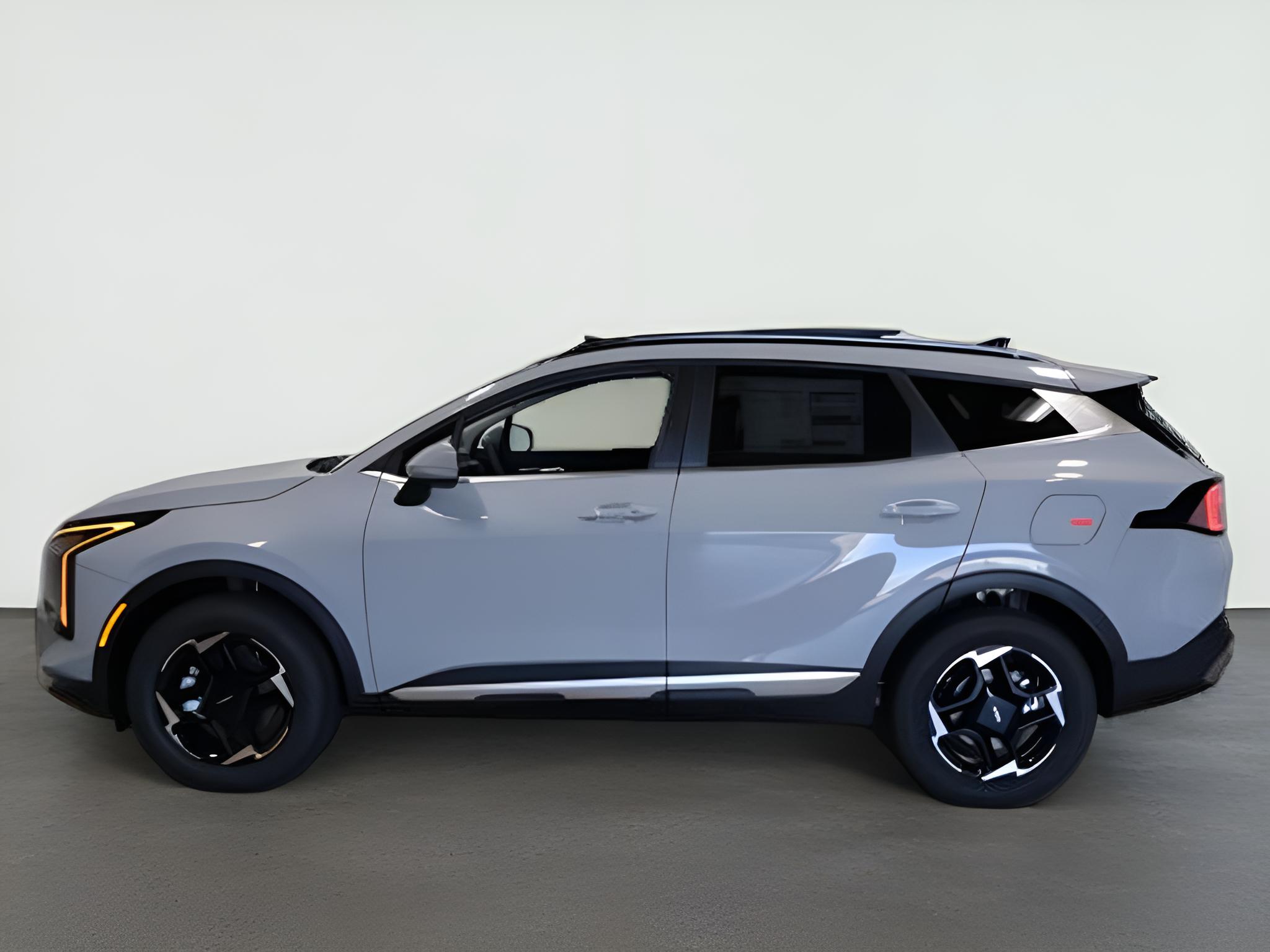2027 Kia Sportage EX