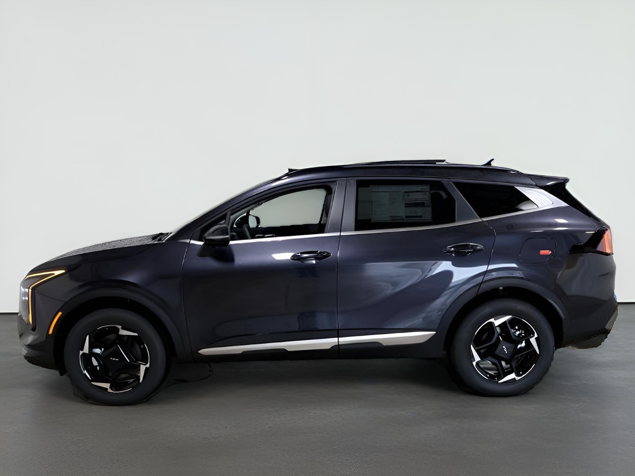 2027 Kia Sportage EX